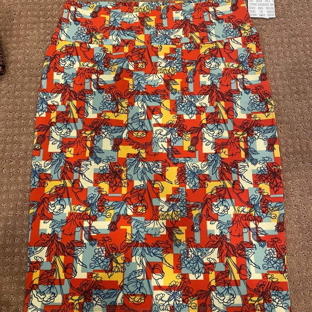 NWT Lularoe Cassie Skirt XL
